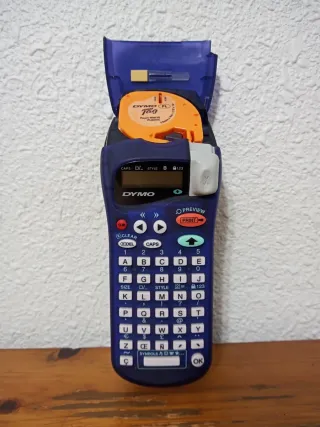 Rotuladora Dymo Letra Tag 2000 Lila