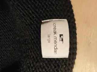 Chaqueta Loreak Mendian botones diseño moderno