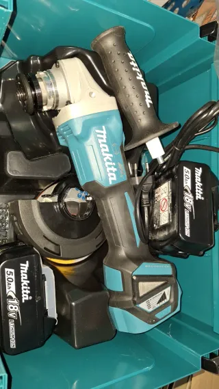 Amoladora Makita DGA513RTJ 125mm