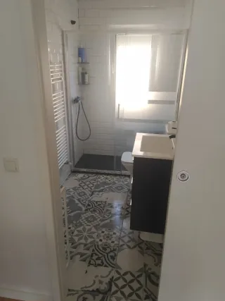 REFORMAS • ALBAÑILES • FONTANEROS • ELECTRICISTAS