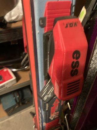 Esquís Dynamic VR7 + Fijaciones v.a.r.ESS