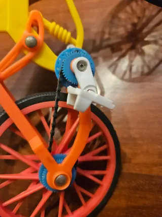 Bicicletta Barbie con ruote arancioni