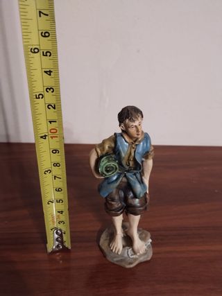 Figura Belén niño con cántaro
