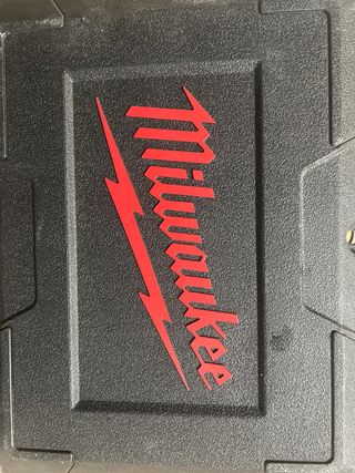 Taladro Percutor Milwaukee 12V