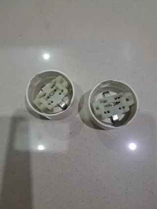 2 Enchufes Vintage Blancos