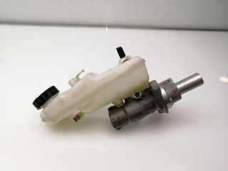 BOMBA FRENO TOYOTA AURIS (2)