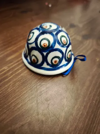 Campanelle in ceramica decorate per stampi