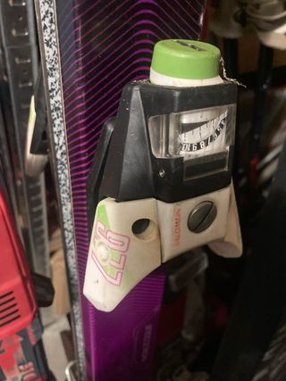 Esquís Salomon X8 + Fijaciones Salomon 977