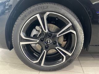 Opel Corsa 1.2T XHLHybrid 81kW GS eDCT