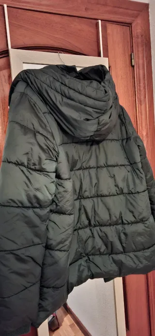 Cazadora acolchada mujer verde