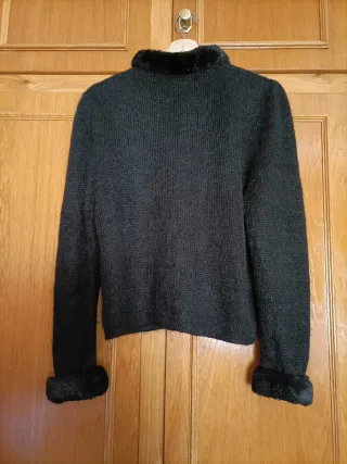 Chaqueta Mohair Negra con Cuello de Pelo