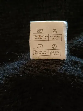 Chaqueta Mohair Negra con Cuello de Pelo