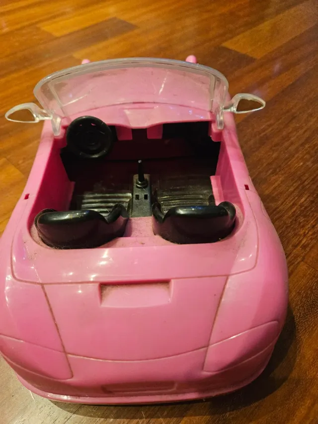 Macchina Barbie cabrio rosa 4 ruote