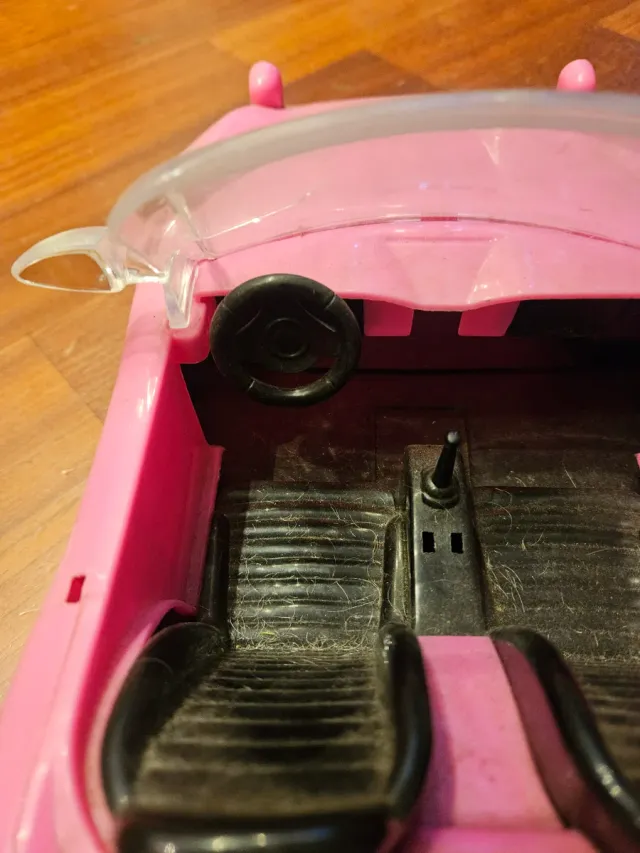 Macchina Barbie cabrio rosa 4 ruote