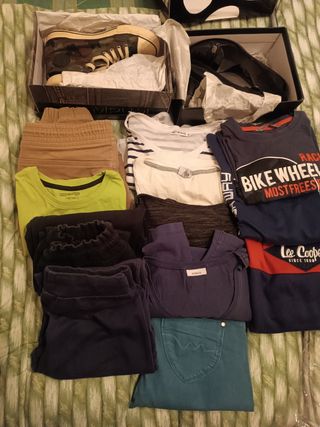 Set abbigliamento e scarpe donna e bambino