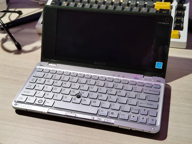 Sony Vaio P610