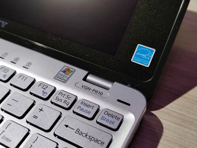 Sony Vaio P610
