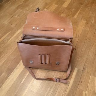 Maletín de cuero natural vintage