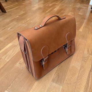 Maletín de cuero natural vintage