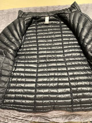 Chaleco acolchado de montaña y trekking plumón.