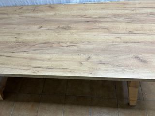 Mesa de trabajo de madera