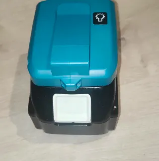 Adaptador Usb Makita 18V USB, A estrenar