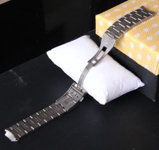 Tissot ARMIS TISSOT T-TOCH TITANIO