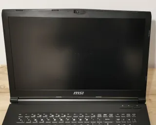 MSI Ordenador Portátil Gaming Negro