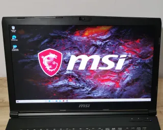 MSI Ordenador Portátil Gaming Negro