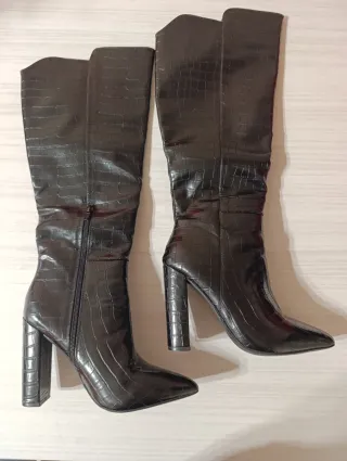 Stivali neri donna tacco alto coccodrillo