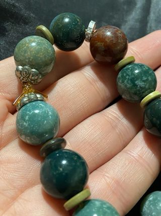 Bracciale e ciondolo pietre dure