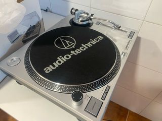 Audio-Technica LP-120-USB Tocadiscos Plata