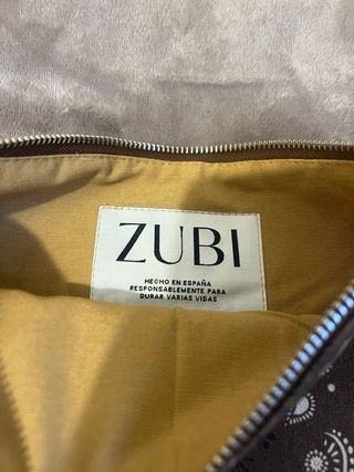 Bolso de mano Zubi estampado bandana