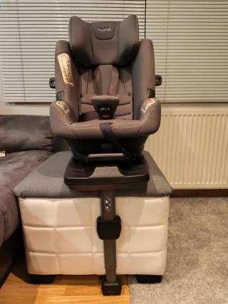 Silla de coche Nuna Prym (venta en persona)