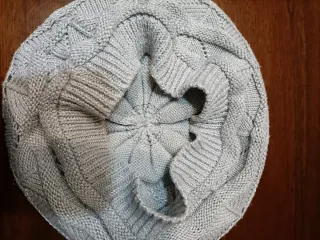 Berretto bambina con fili argentati