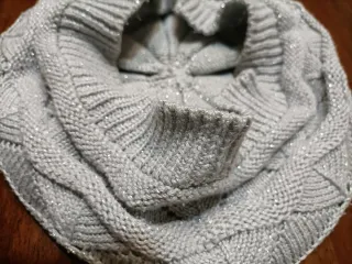 Berretto bambina con fili argentati