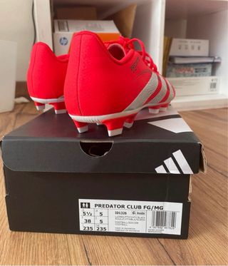 Botas de fútbol Adidas Rojas Tacos