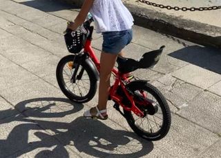 Bicicleta infantil B'twin roja