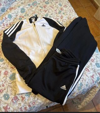 Conjunto deportivo Adidas mujer