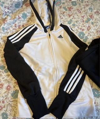 Conjunto deportivo Adidas mujer