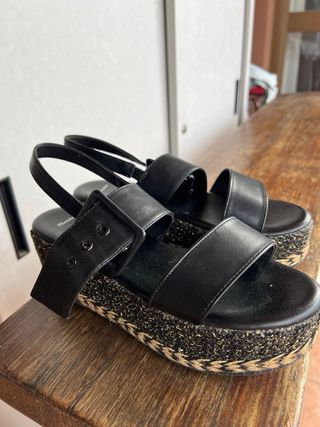 sandali a zeppa neri bata