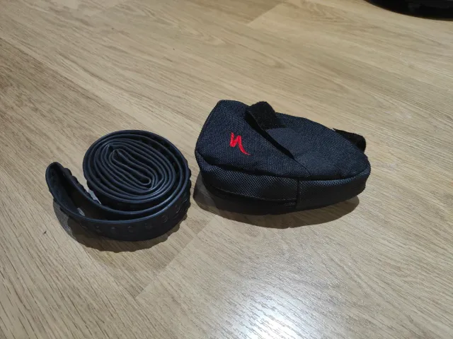 Borsa Specialized + fotocamera