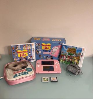 Nintendo 2DS Rosa con Tomodachi Life e Animal Crossing
