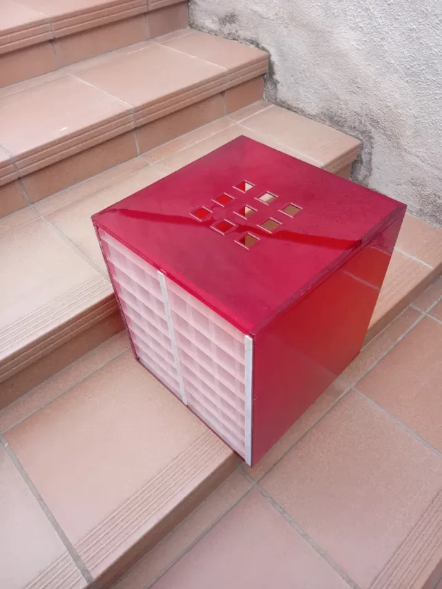 Cajón LEKMAN IKEA rojo