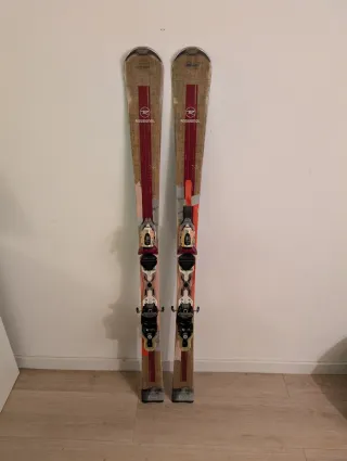 ESQUIS 142 ROSSIGNOL