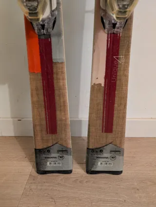 ESQUIS 142 ROSSIGNOL