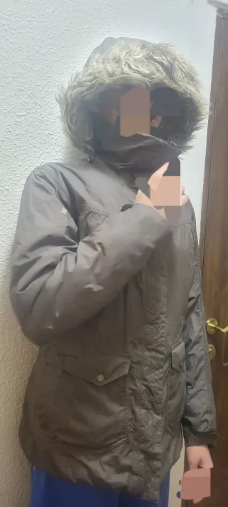 Chaqueta Decathlon verde/marrón con capucha