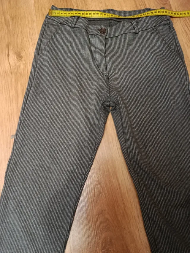 Pantalón rayas gris y beige Talla M