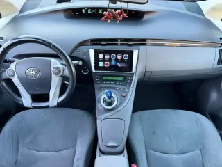 Toyota Prius 2011