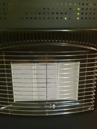 Estufa Orbegozo de gas. Se ha usado algunas veces.